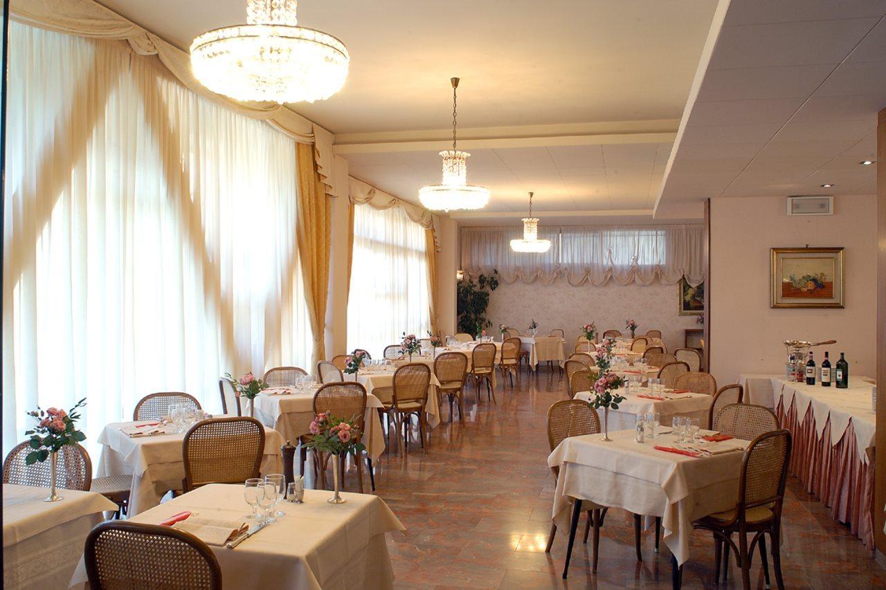 Hotel Torretta Montecatini Terme Exteriör bild